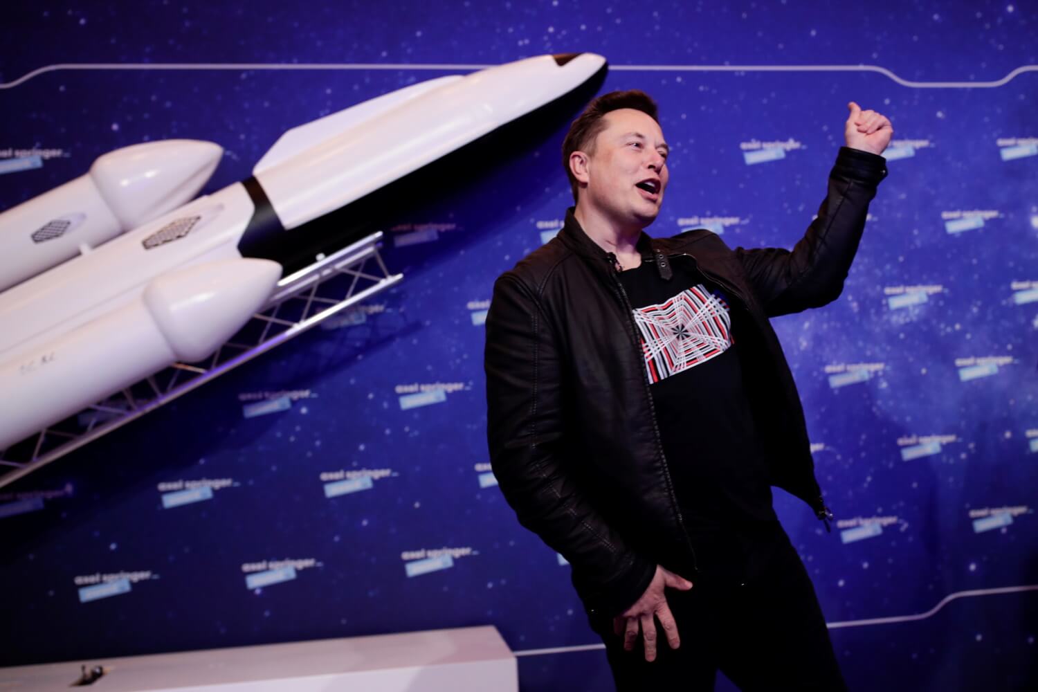 Elon Musk tweets about SpaceX, driving interest and curiosity towards Mars.