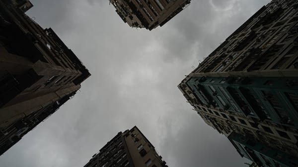 Tall Tweets: What They Are, Why They Work, and How to Create Them Easily